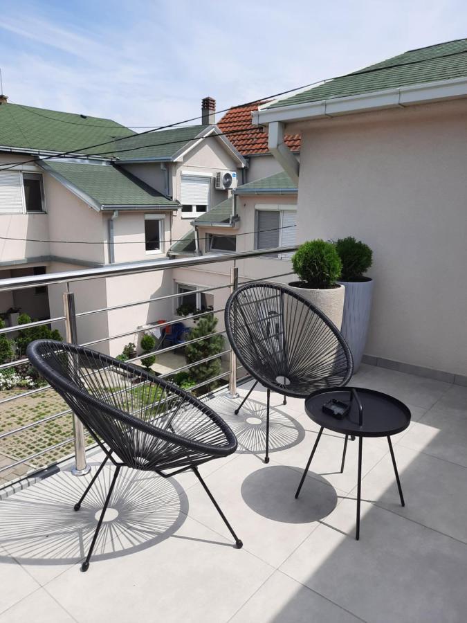 Lovely Private Flats Free Parking Apartment Novi Sad Exterior photo